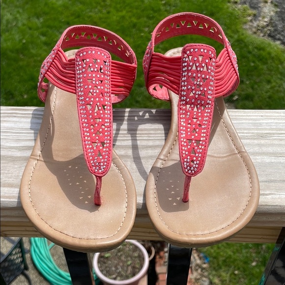 Daisy Fuentes Pink and Tan Sandals with Beaded T-Strap - Picture 1 of 12